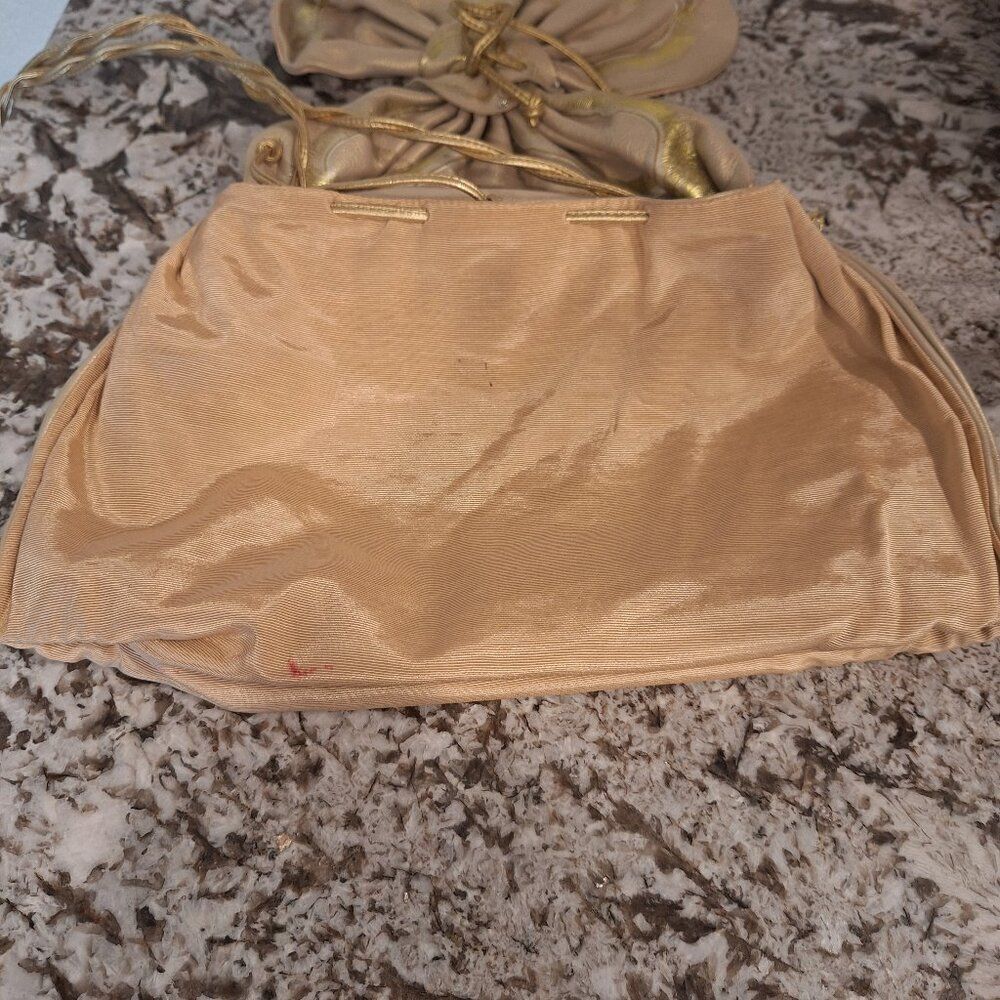vtg metallic gold soft‎ leather crossbody - Picture 7 of 14